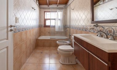 VENTA Casa 6 amb con Pileta en Vicente López