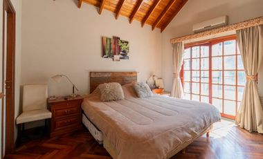 VENTA Casa 6 amb con Pileta en Vicente López