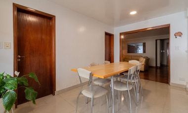 VENTA Casa 6 amb con Pileta en Vicente López