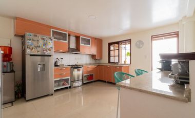 VENTA Casa 6 amb con Pileta en Vicente López