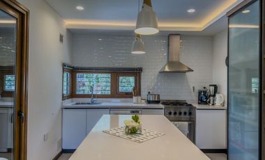 Casas de Categoria en Venta en Ringuelet, La Plata