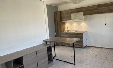 ARRIENDA DEPARTAMENTO 1 DORM, 1 BAÑO EXCELENTE UBICACION -BALMACEDA - RENCA