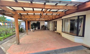Arrienda Casa uso comercial Los Ángeles