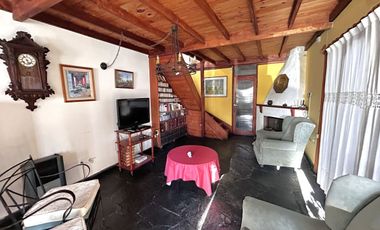 Casa 3 ambientes con quincho y cochera Miramar