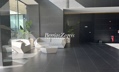 Oficina en Arriendo en Av La Dehesa frente BMW