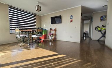 Departamento en Venta en Vargas Buston 1051. Piso 8. Amplio living comedor vista despejada