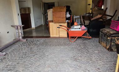 Venta Local Comercial 1100 m² en Luján.
