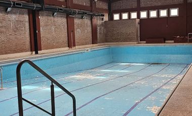 Venta Local Comercial 1100 m² en Luján.