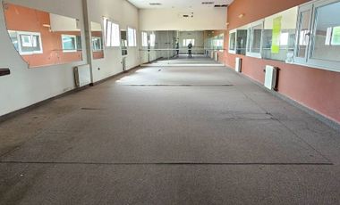 Venta Local Comercial 1100 m² en Luján.