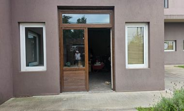 Venta Local Comercial 1100 m² en Luján.