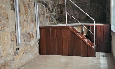 Venta Local Comercial 1100 m² en Luján.