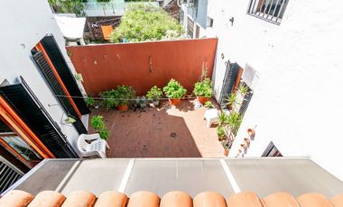 VENTA CASA 6 AMB- PATIO-TERRAZA- COCH - AGRONOMIA