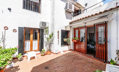 VENTA CASA 6 AMB- PATIO-TERRAZA- COCH - AGRONOMIA