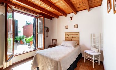 VENTA CASA 6 AMB- PATIO-TERRAZA- COCH - AGRONOMIA