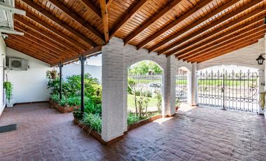 VENTA CASA 6 AMB- PATIO-TERRAZA- COCH - AGRONOMIA