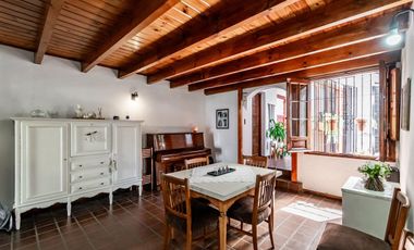VENTA CASA 6 AMB- PATIO-TERRAZA- COCH - AGRONOMIA