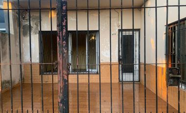 Casa en Alquiler den Derqui 973 Lanus Oete