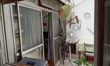 VENTA PH 2 AMB A REFACCIONAR, ACEPTA PERMUTA