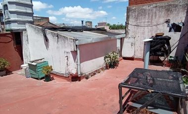 VENTA PH 2 AMB A REFACCIONAR, ACEPTA PERMUTA