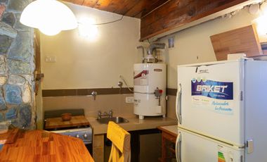 CASA EN VENTA  8 AMBIENTES EN  ALEJANDRO KORN