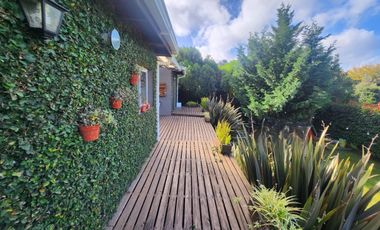 VENTA CASA DE 3 AMBIENTES EN SIERRAS DE LOS PADRES