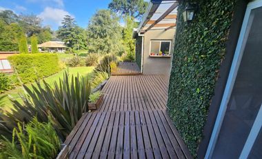 VENTA CASA DE 3 AMBIENTES EN SIERRAS DE LOS PADRES