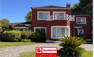 Venta de casa en Echeverria del lago- acepta permuta- Canning