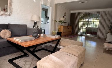 Venta de casa en Echeverria del lago- acepta permuta- Canning