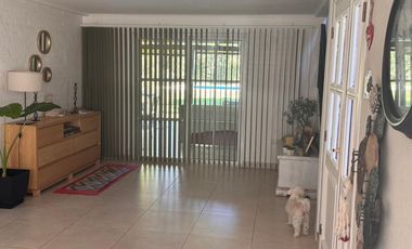 Venta de casa en Echeverria del lago- acepta permuta- Canning
