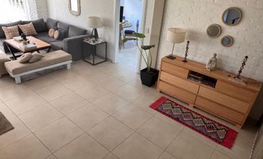 Venta de casa en Echeverria del lago- acepta permuta- Canning