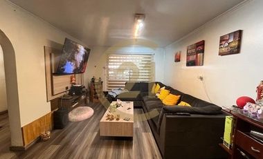 Se vende casa avenida la Tirana