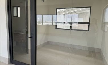 BODEGA EN RENTA EN PARQUE INDUSTRIAL SANTA CATARINA