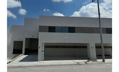 BODEGA EN RENTA EN PARQUE INDUSTRIAL SANTA CATARINA