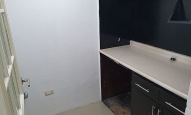 AMPLIA CASA DISPONIBLE, CERCA DE TODO EN BARCELONA RESIDENCIAL, PARQUE IND PACIF