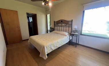 Casa en venta - 3 Dormitorios 2 Baños - 275Mts2 - Ostende