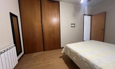 Casa en venta - 3 Dormitorios 2 Baños - 275Mts2 - Ostende