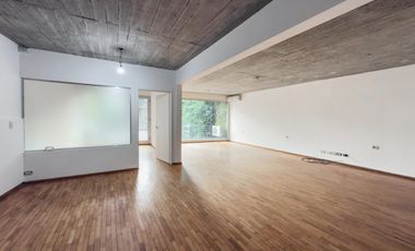 Oficina, estudio,  consultorio, Showroom en  Alquiler  Moderno