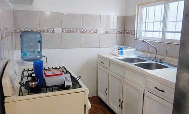 Casa semi-amueblada en renta, 1 nivel en Centro Artesanal