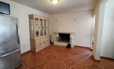 Casa semi-amueblada en renta, 1 nivel en Centro Artesanal