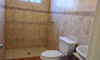 Casa semi-amueblada en renta, 1 nivel en Centro Artesanal