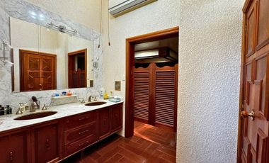 Casa en VENTA AMUEBLADA en COSTA DE ORO