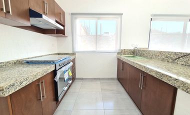 Casa en VENTA en PUNTO LOMAS