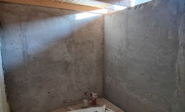 VENDO LOTE CON QUINCHO EN CONSTRUCCION (NECOCHEA)
