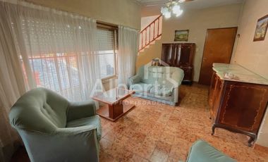 VENTA PH 3 AMBIENTES EN HAEDO SUR.