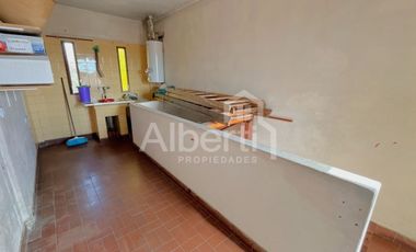VENTA PH 3 AMBIENTES EN HAEDO SUR.