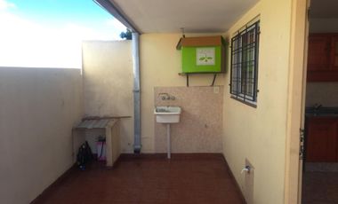 PH DOS AMBIENTES CON PATIO