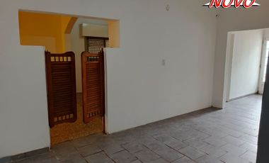 ALQUILER CASA 3 AMBIENTES CON GARAGE LOTE PROPIO