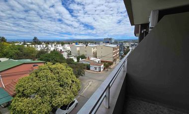 MUY LINDO DEPARTAMENTO EN CARLOS PAZ, ALQUILER PERMANENTE A 2 AÑOS.Céntrico, con todos los Servicios