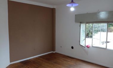 OPORTUNIDAD, VENTA 2 PH + LOCAL EN ZONA VILLA BALLESTER