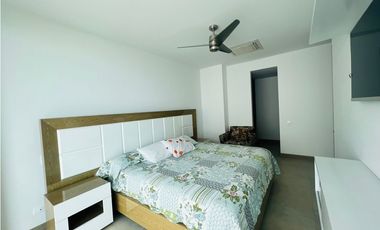 APARTAMENTO CON HERMOSA VISTA AL MAR